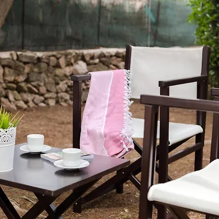 Apartmento Con Terraza Privada-c1 شقة ثيوداديلا