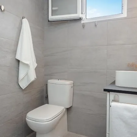 Apartmento Con Terraza Privada-c1